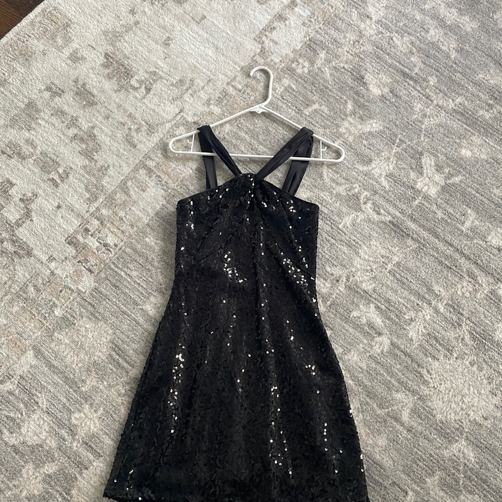 Tahari sequence dress size 2